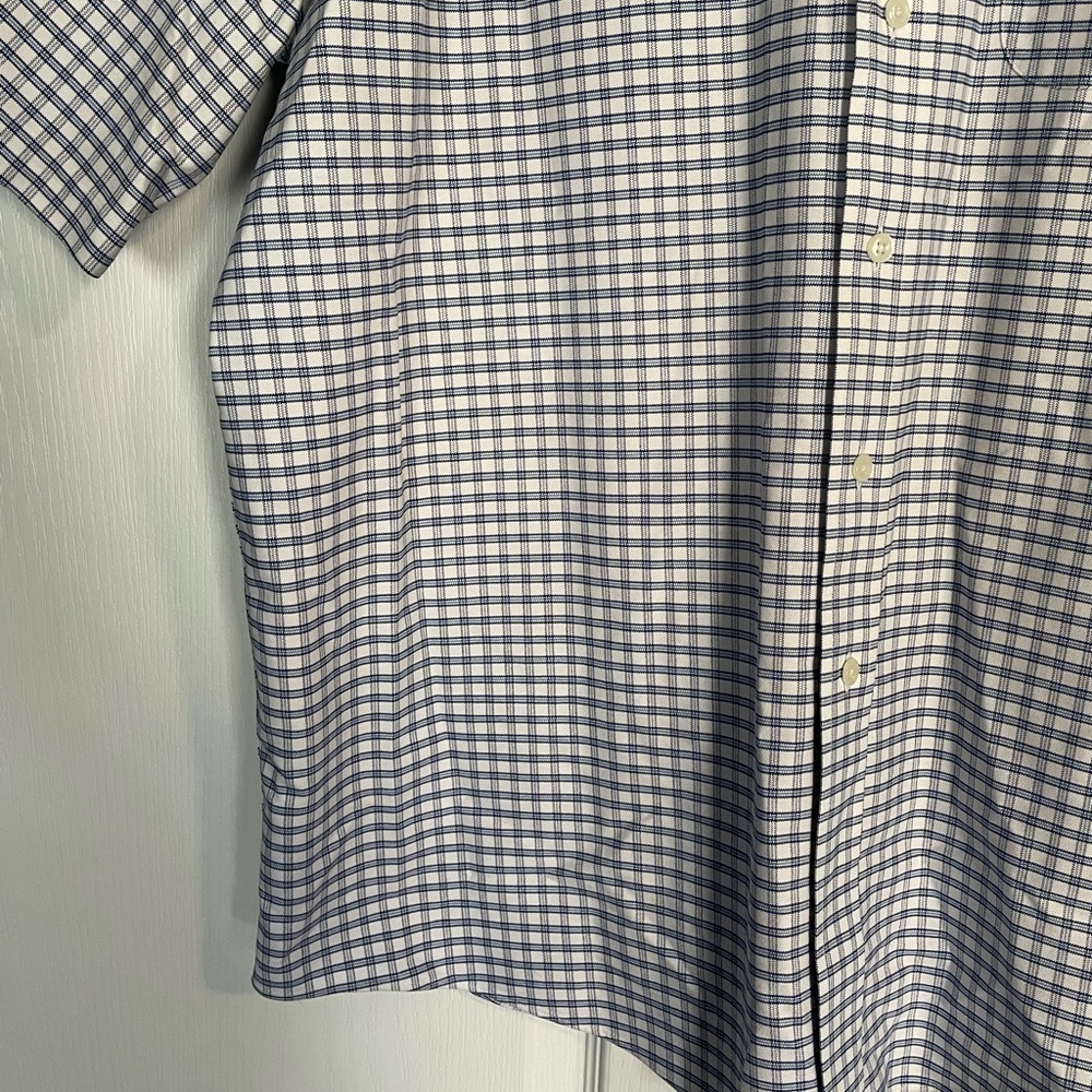 LL Bean Checkered Short Sleeve Button Down Shirt - Picture 3 of 6